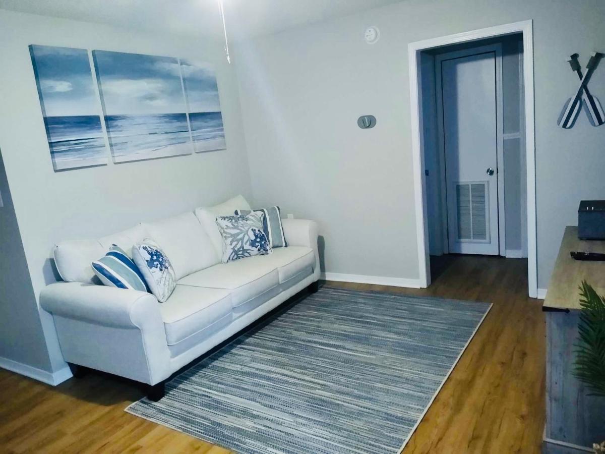 White Sand Getaway Steps From Beach Gulfport Esterno foto